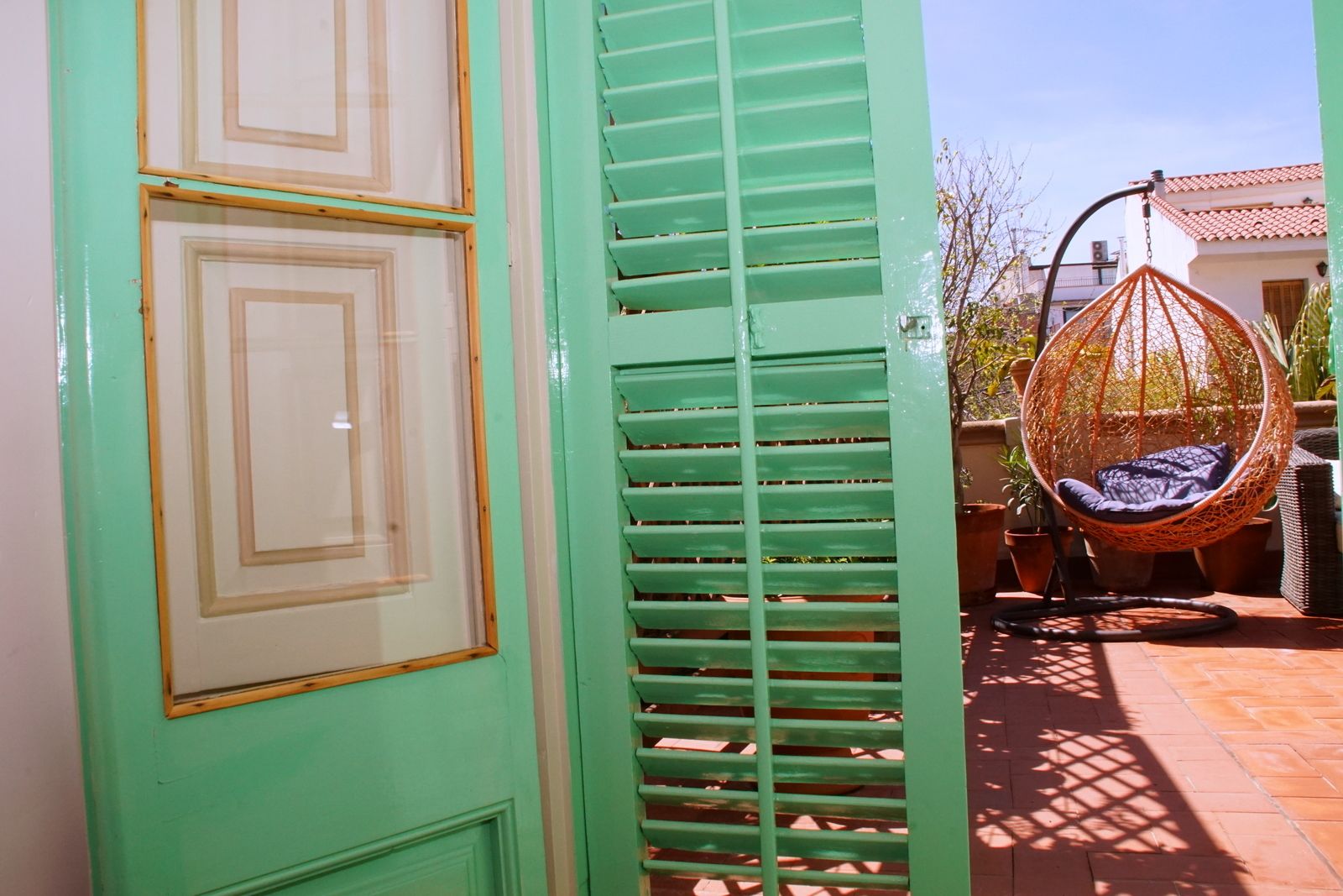 superior double room, terrace | in-room safe, individually decorated, individually furnished, desk