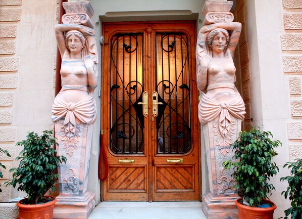 Entrée de l’hébergement