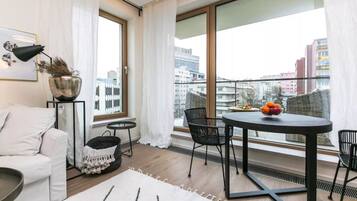 Apartamento | Zona de estar | Una televisión de pantalla plana