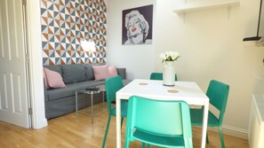 高級寢具、熨斗/熨衫板、免費 Wi-Fi