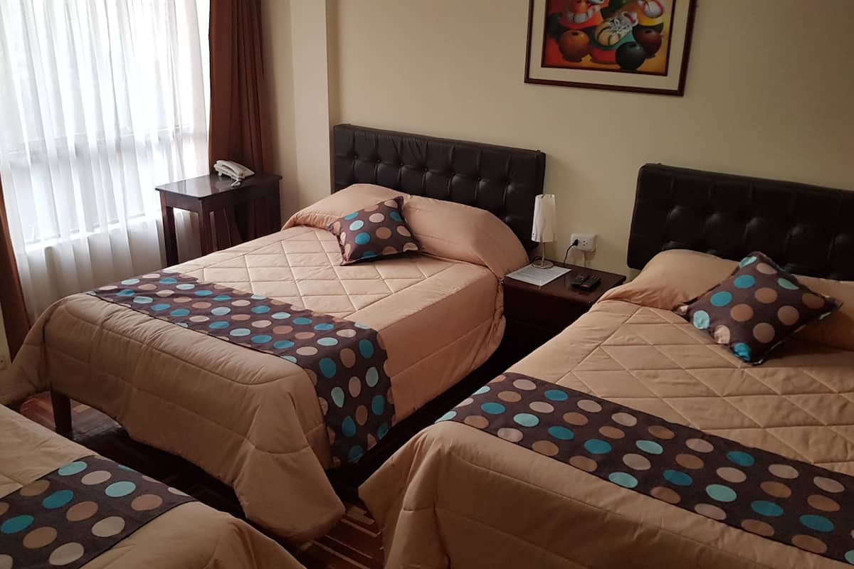 Tripla Deluxe | Biancheria da letto di alta qualità, Wi-Fi gratuito