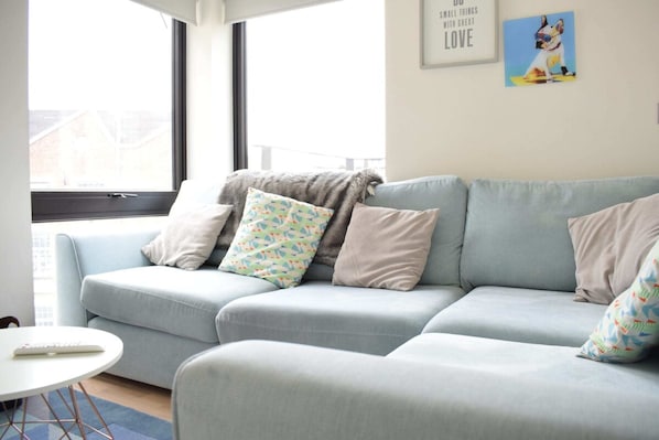 Appartement (1 Bedroom) | Salle de séjour