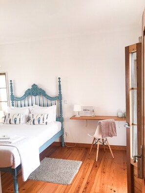 标准双人房, 花园 | 特色装修、办公桌、笔记本电脑工作区、遮光窗帘