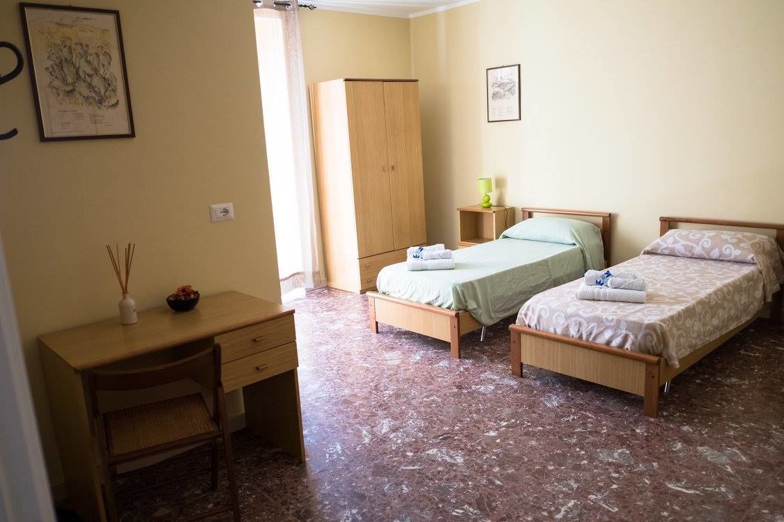 Triple Room | Soundproofing, free cribs/infant beds, free WiFi