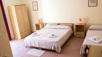 Schallisolierte Zimmer, kostenlose Babybetten, kostenloses WLAN