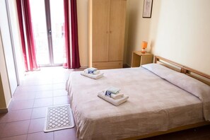 Soundproofing, free cots/infant beds, free WiFi - B&B Pinarina (Lamezia Terme)