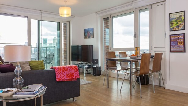 Apartment, 3 Bedrooms | Living area | TV