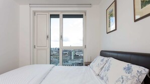 Apartment, 3 Bedrooms | 3 bedrooms, premium bedding, WiFi (free), bed sheets
