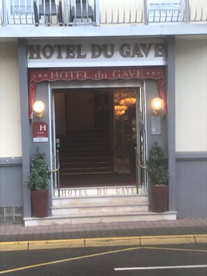 Entrée de l’hébergement