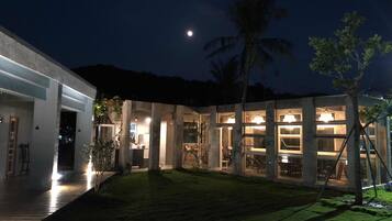 Front of property - evening/night