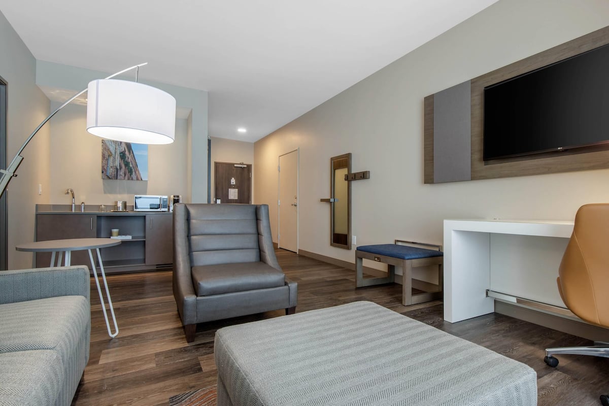 Hypo-allergenic bedding, desk, laptop workspace, iron/ironing board