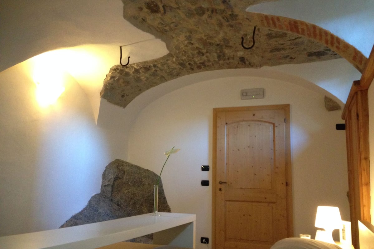 Superior Double Room (Asteroide)