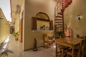 Bar (en la propiedad)