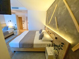 Ropa de cama de alta calidad y minibar