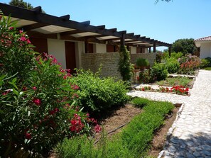 Property grounds - Poisson Rouge (Bonifacio)