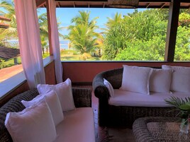 Apartamento panorâmico, 3 quartos, vista para o mar | Vista do quarto