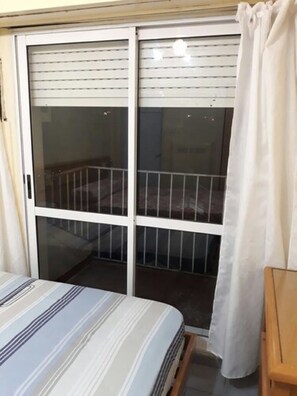 In-room safe, free WiFi - Aldeano I (Buenos Aires)