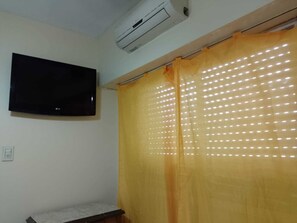 Standard Double Room, 1 Double Bed | In-room safe, free WiFi - Aldeano I (Buenos Aires)