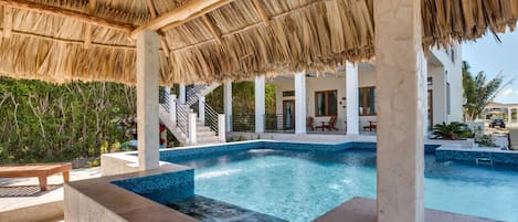 Alberca al aire libre