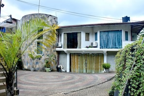 Bahagian luar