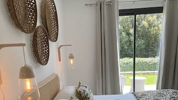 Standard Double Room, 1 Queen Bed | 1 bedroom, premium bedding, in-room safe, individually decorated