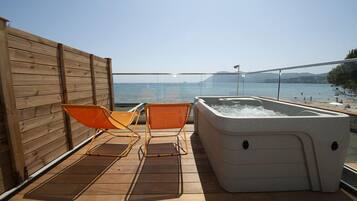 Double Room, Hot Tub | Premium bedding, minibar, in-room safe, individually decorated