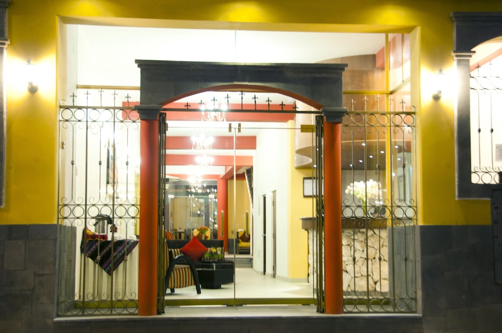 Munay Tambo Hotel image