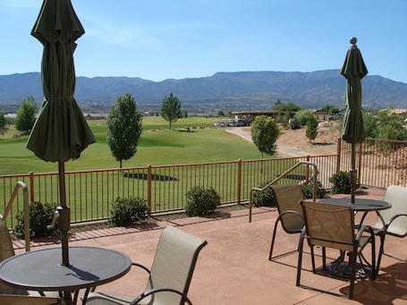 Golf view. Highlands Resort at Verde Ridge