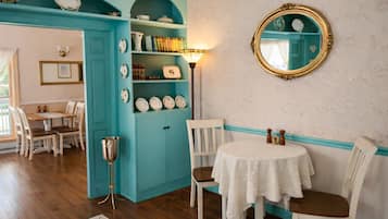 ูุทูุฑ ู
ุทูู ุญุณุจ ุงูุทูุจ ู
ุฌุงููุง ููู
ููุง