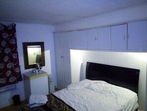 Comfort-Doppelzimmer, 1 King-Bett, Kühlschrank | Terrasse/Patio