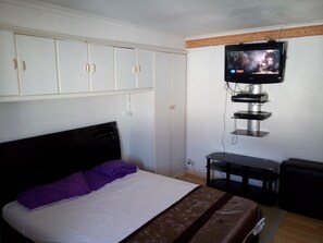Comfort-Doppelzimmer, 1 King-Bett, Kühlschrank | Ausblick vom Zimmer