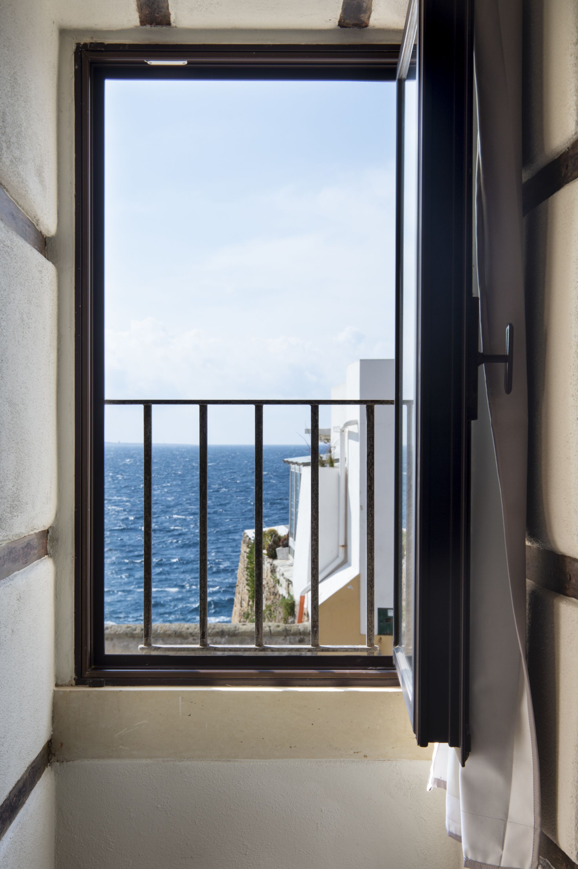 suite, sea view | water view