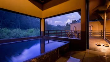 Kamar (Special Western Style) | Kamar mandi | Bathtub dan shower terpisah dan pemandian mata air panas