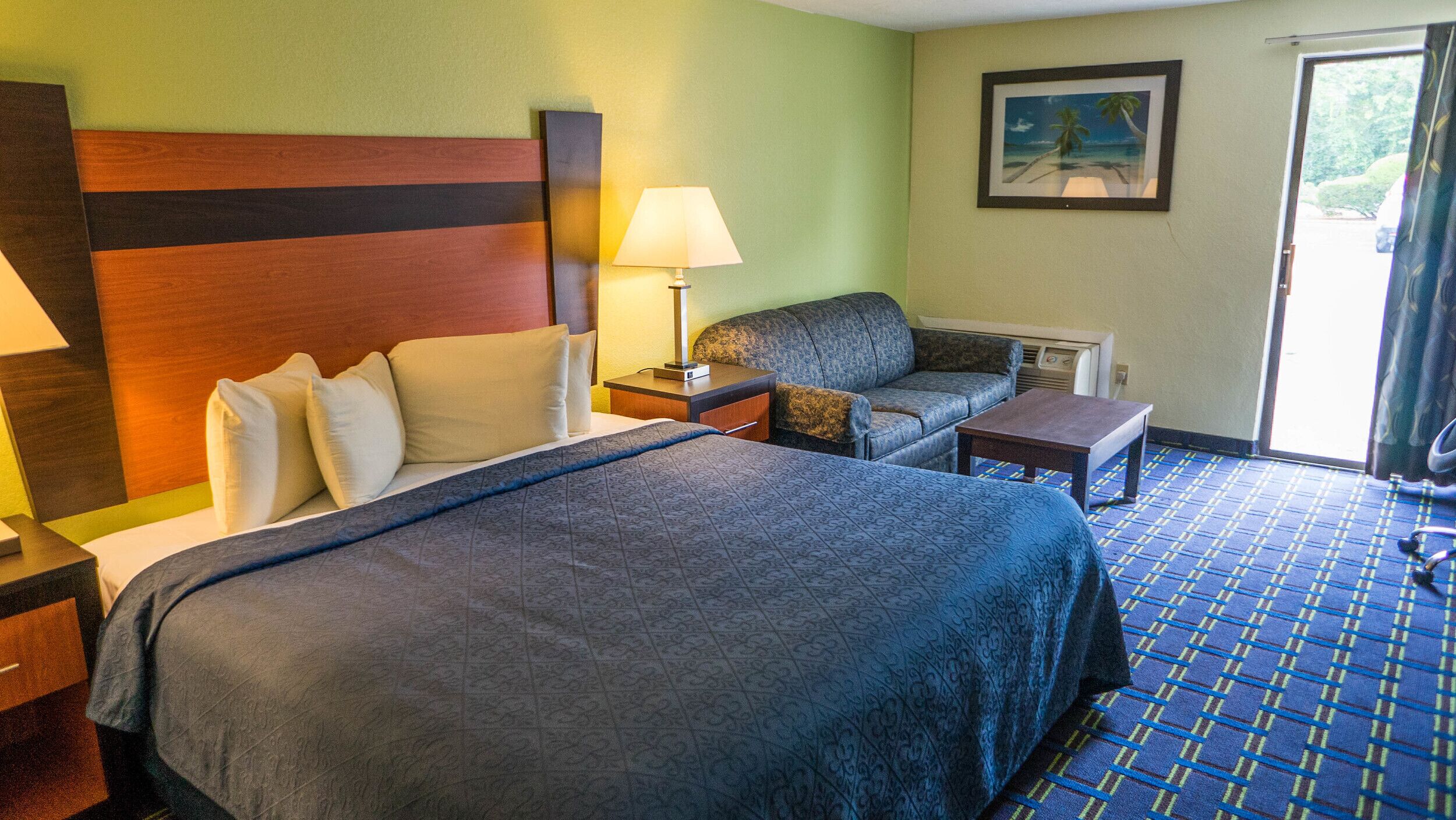 1 chambre, bureau, fer et planche à repasser, Wi-Fi