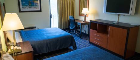 1 chambre, bureau, fer et planche à repasser, Wi-Fi