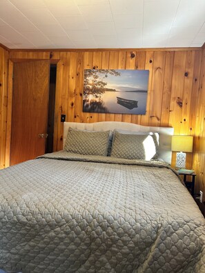 4 室のベッドルーム、アイロン / アイロン台、旅行用ベビーベッド、WiFi (無料)