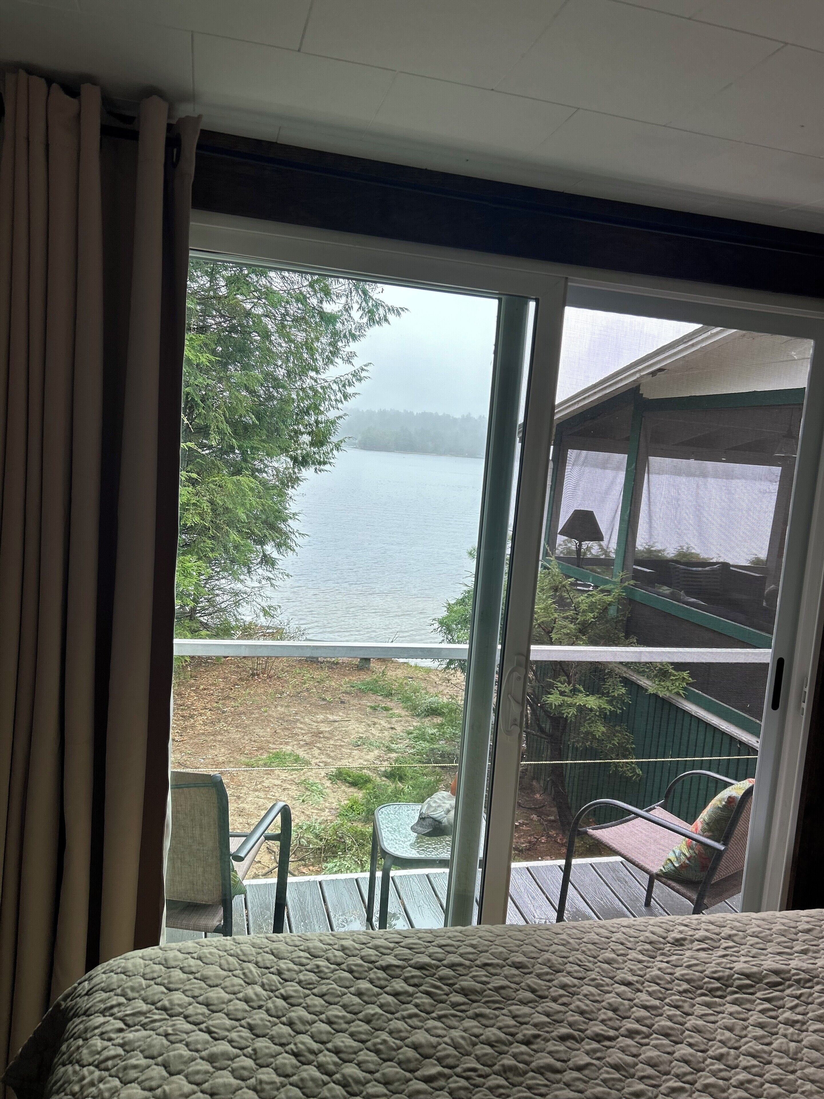 4 bedrooms, iron/ironing board, travel crib, free WiFi