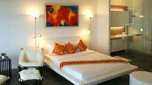 Apartment, 1 Bedroom | 1 bedroom, in-room safe, iron/ironing board, free WiFi
