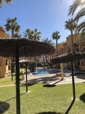 Comunal swimming pool 