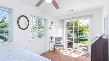 2 bedrooms, desk, iron/ironing board, free WiFi