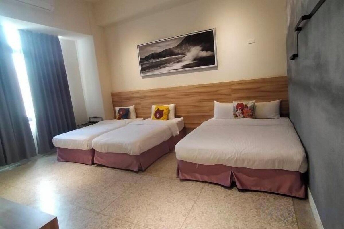Desk, blackout curtains, free WiFi, bed sheets