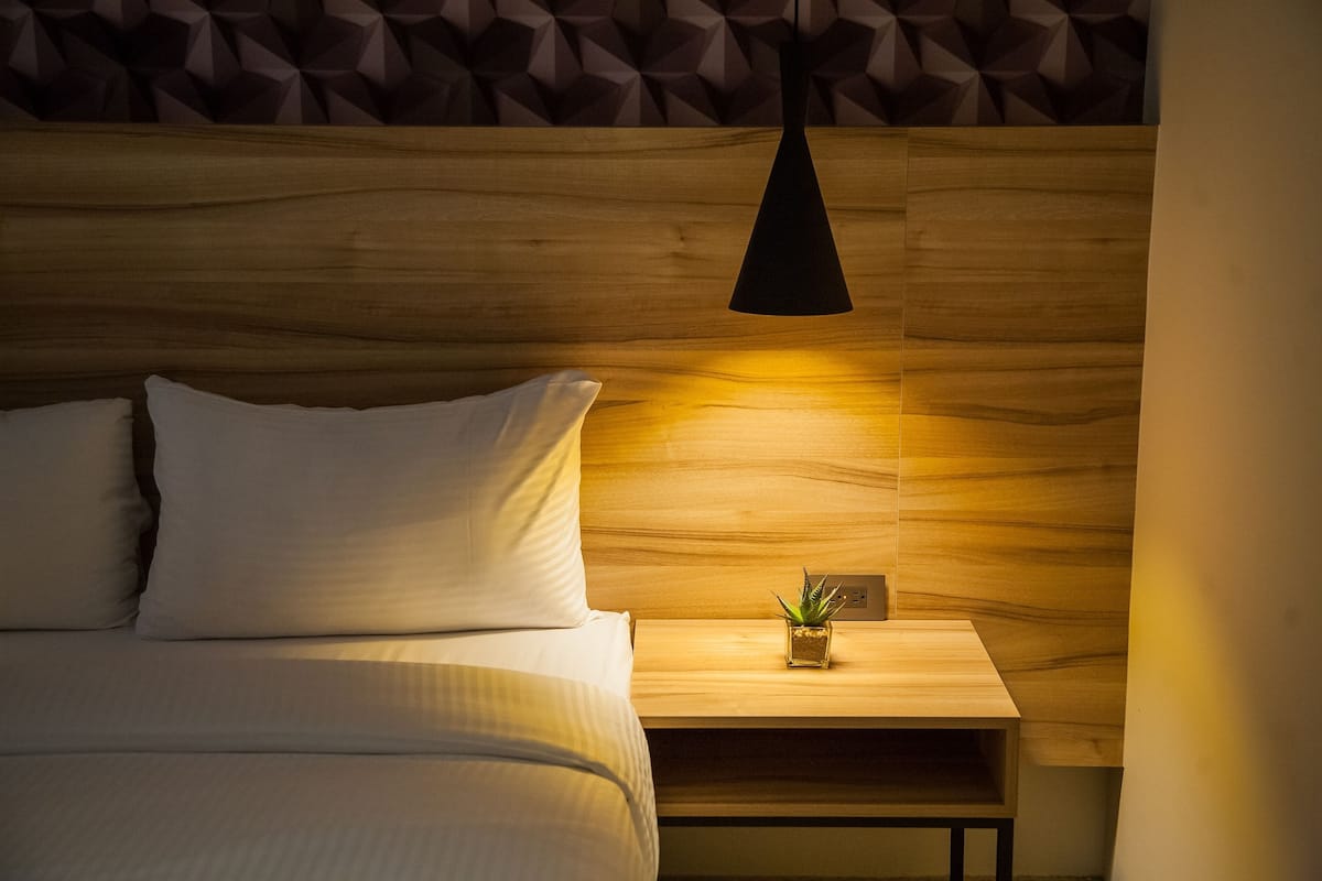 standard double room, 1 double bed | desk, blackout curtains, free wifi, bed sheets