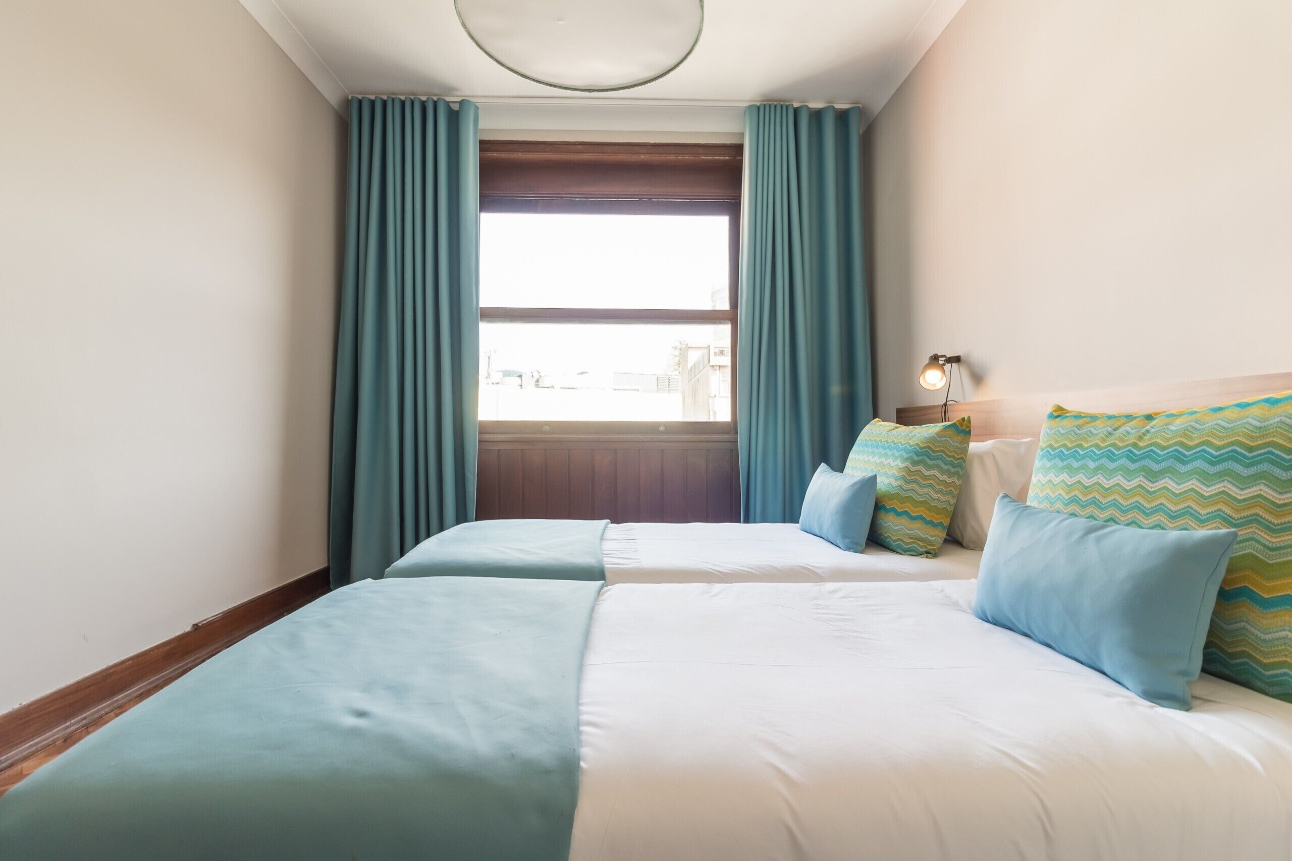 3 chambres, fer et planche à repasser, Wi-Fi gratuit, draps fournis