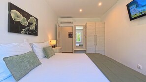 3 bedrooms, in-room safe, soundproofing, iron/ironing board