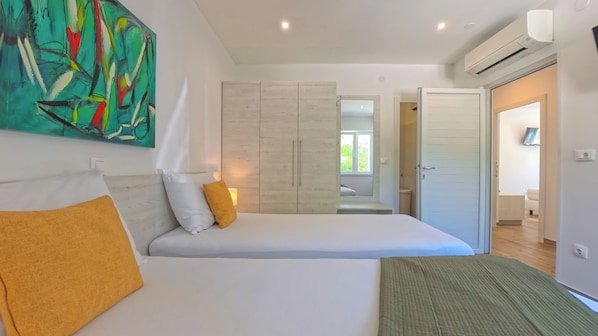 3 bedrooms, in-room safe, soundproofing, iron/ironing board