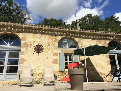 Restored character house in a park with private heated swimming pool 