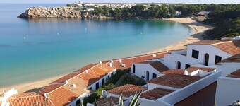 Maison en première ligne de mer avec vue panoramique sur la mer à 180 degrés