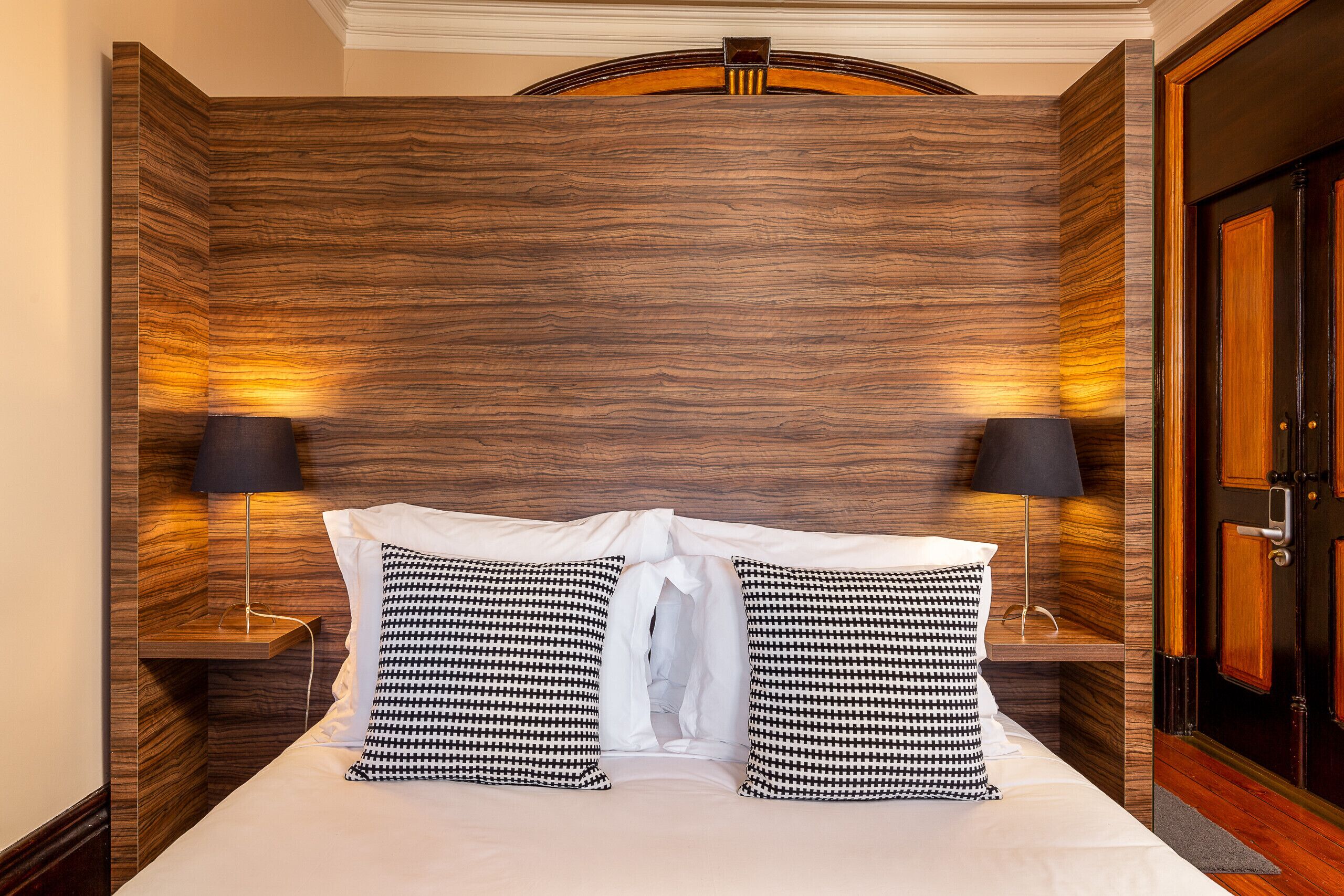 In-room safe, iron/ironing board, free WiFi, bed sheets