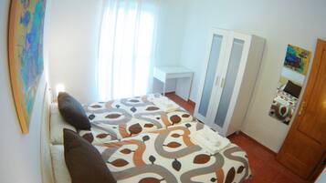 2 Schlafzimmer, Bügeleisen/Bügelbrett, kostenloses WLAN, Bettwäsche