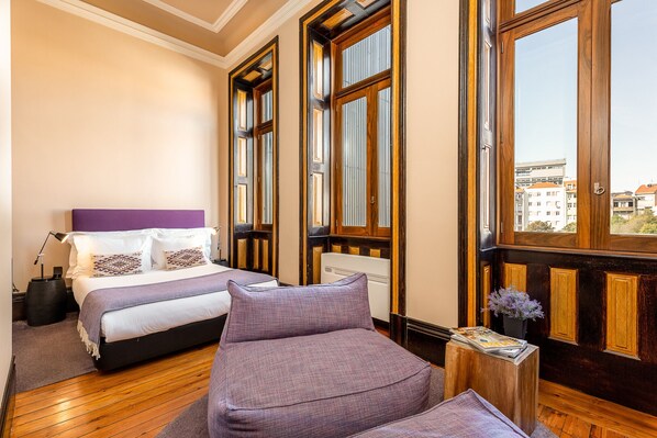 In-room safe, iron/ironing board, free WiFi, bed sheets